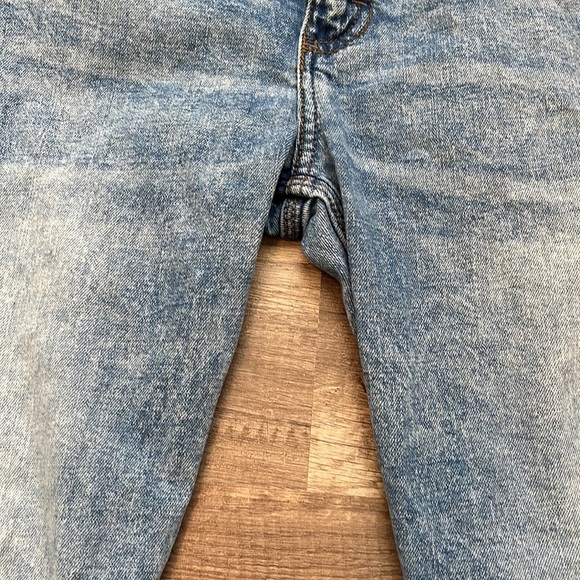 Wrangler Girls Faded Washed Denim Slim Fit Jeans size 16 - Picture 4 of 11